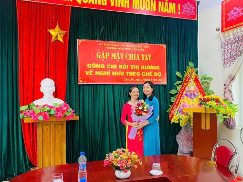 b gương 5.jpg